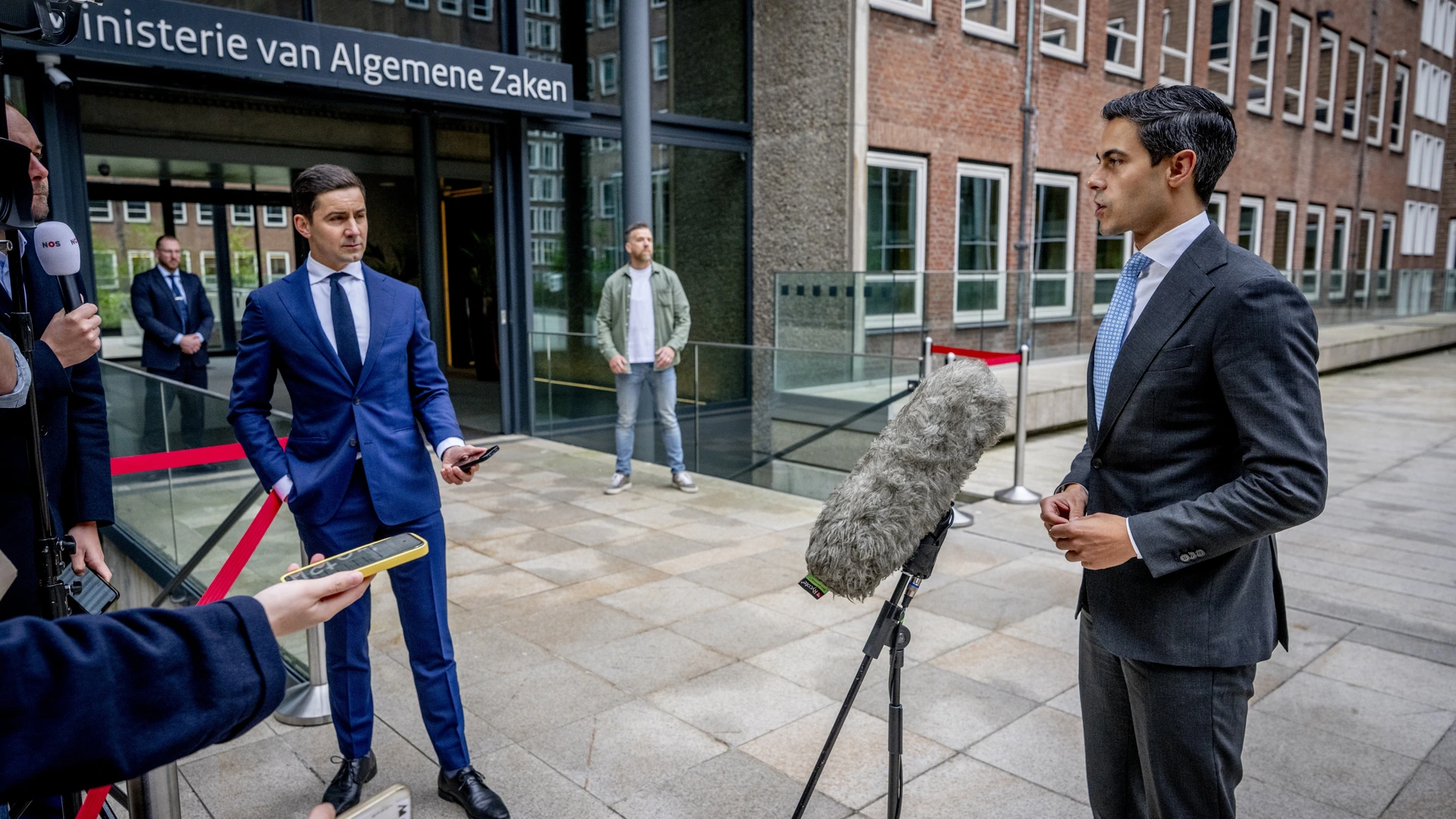 Jetten na aanslag op D66-kantoor: 'We laten ons niet intimideren'