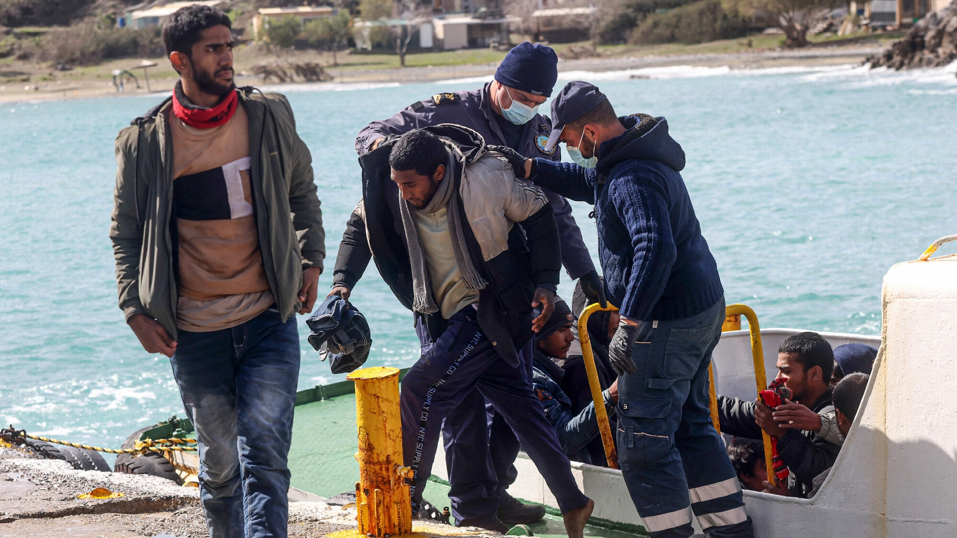 Migratiepact gaat Griekenland niet ver genoeg: bij afwijzing snel weg, anders detentie