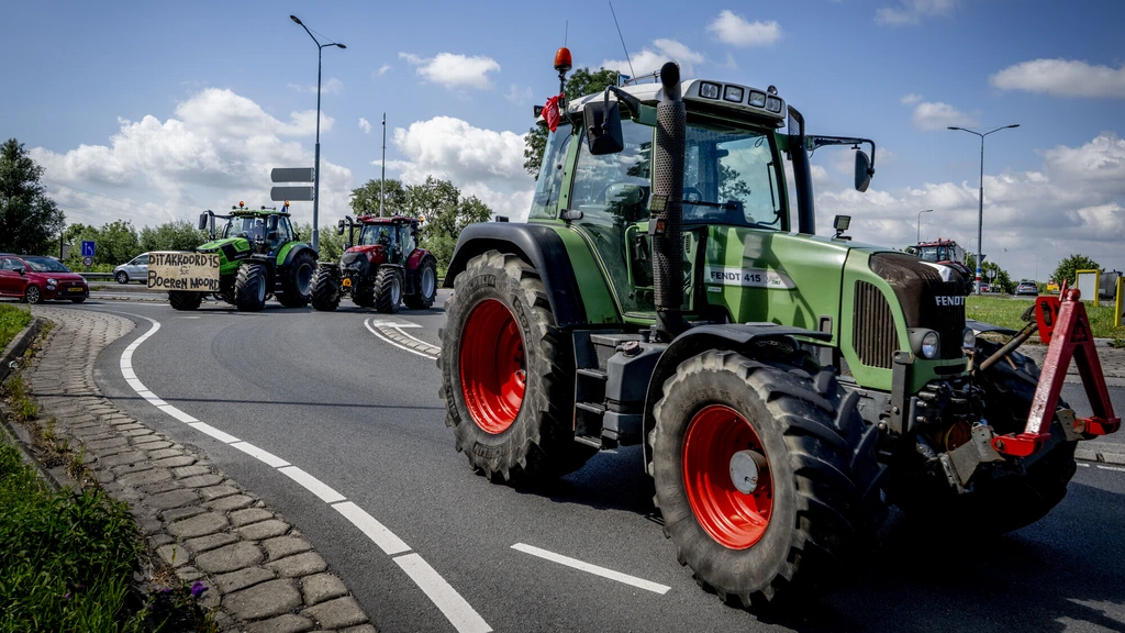 Ongeruste boeren bijeen over stikstofplannen: 'We zijn bereid tot actie'