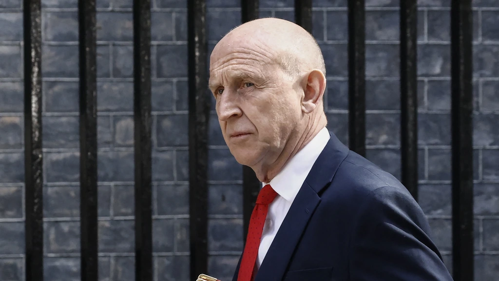 Foto: Britse defensieminister weg om gebrek aan investeringen: 'Veiligheid in geding'