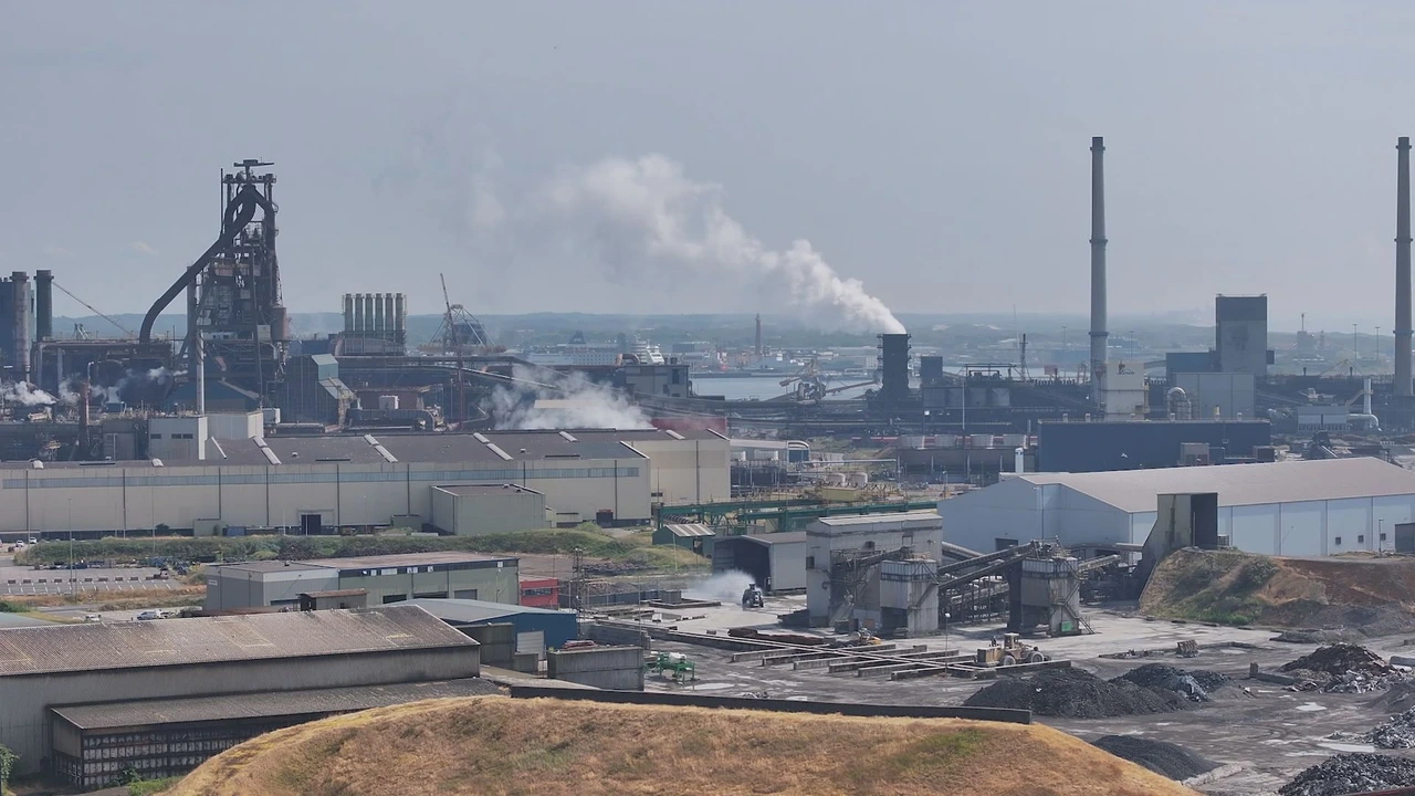 Kabinet: Tata Steel moet werknemers per direct beter beschermen tegen staalslakken