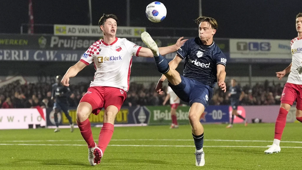 FC Utrecht kort voor rust op voorsprong tegen Kozakken Boys • Kunnen amateurclubs weer verrassen?