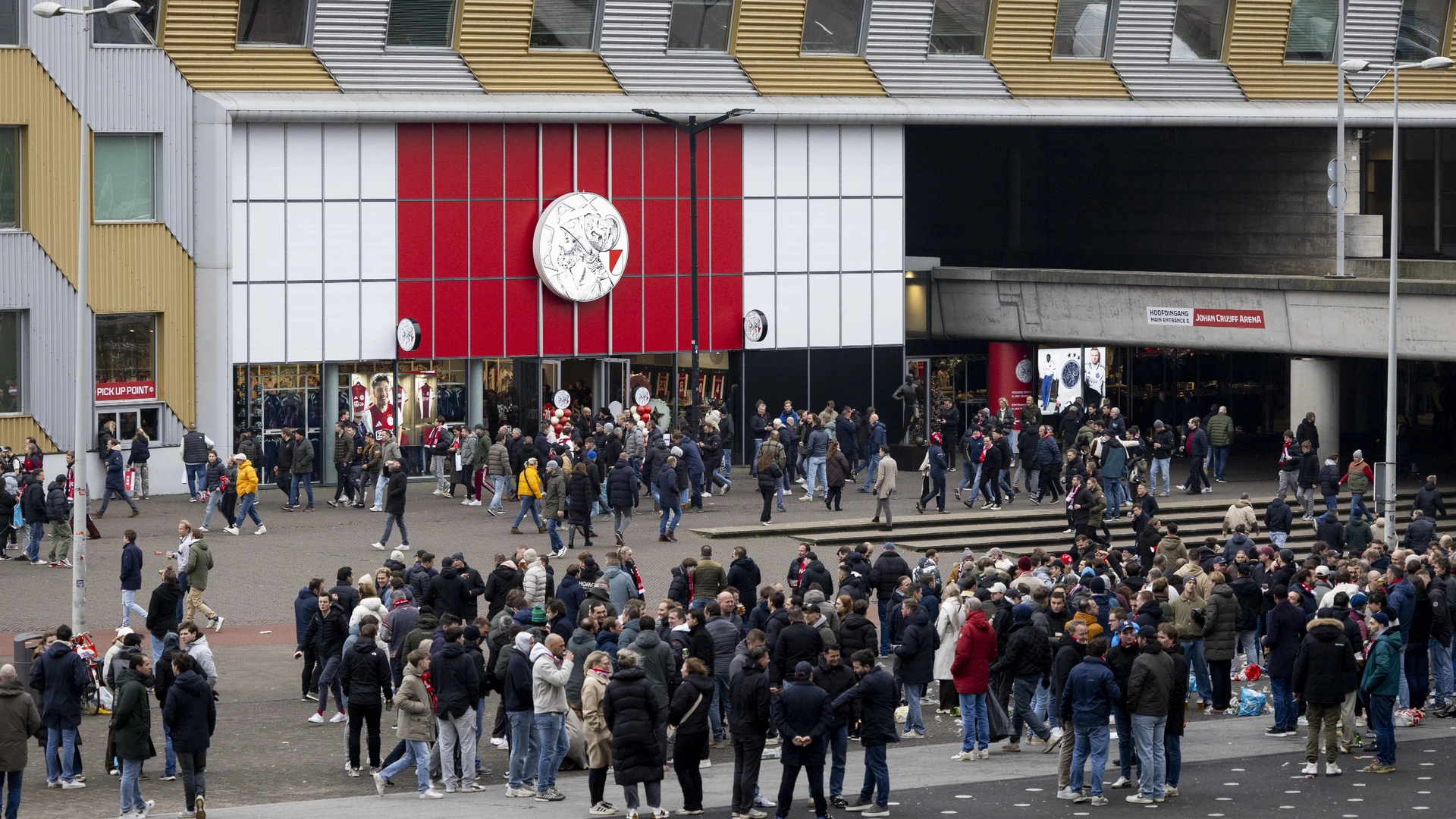 Ook Ajax en brillenketen Ace & Tate getroffen door datalek