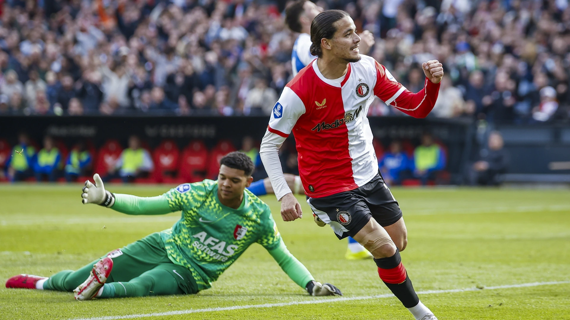 Feyenoord grijpt direct Champions League-ticket met gelijkspel tegen AZ
