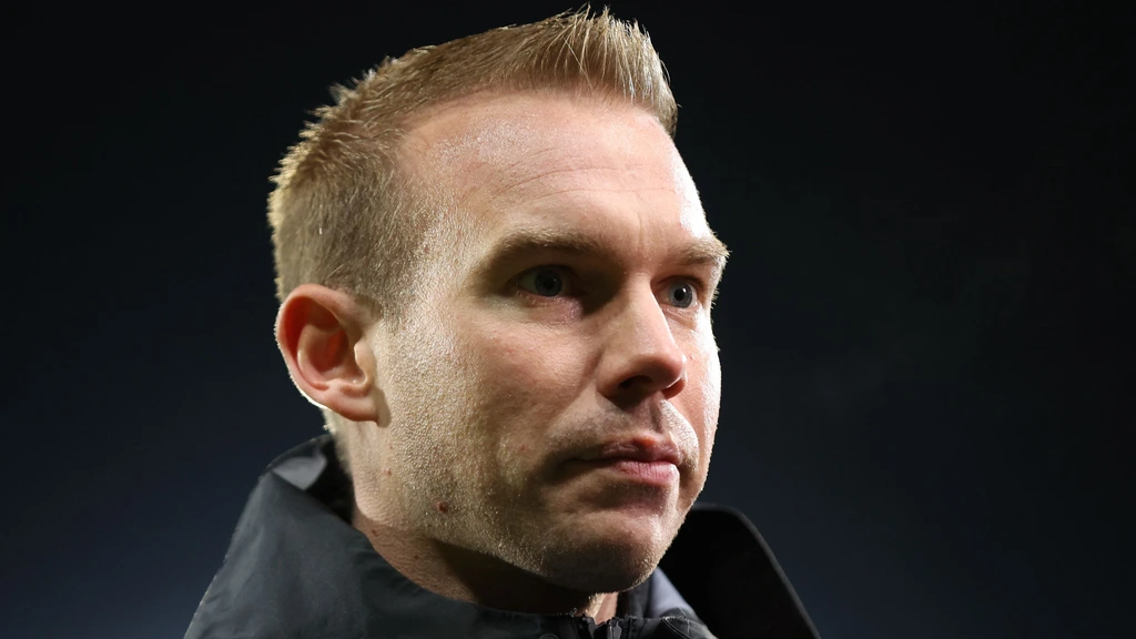 Stroot Stroot vertrekt bij Wolfsburg na grote nederlaag tegen Barcelona in ...