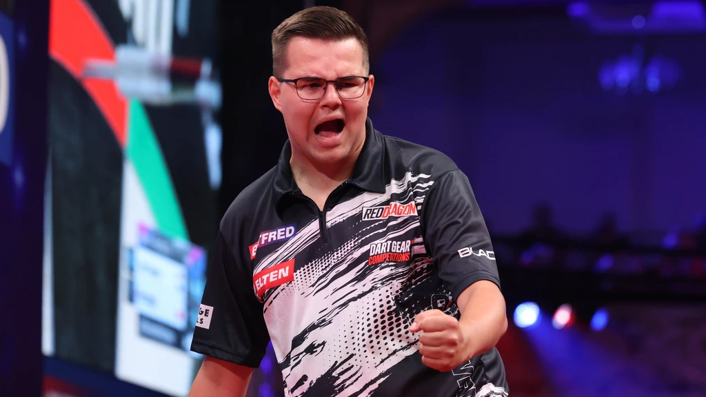 Van Veen na dartsthriller langs Nijman, Menzies onwel vanwege hoge bloeddruk