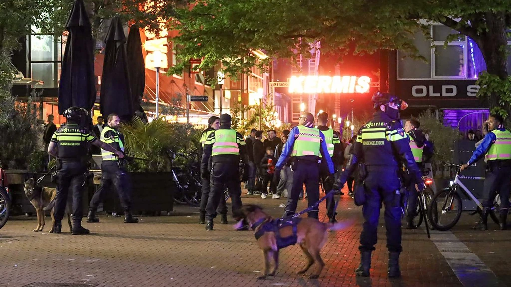 Foto: Kermis Purmerend veiligheidsrisicogebied na grote vechtpartij
