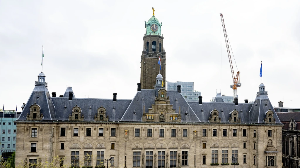 Lagere straffen voor twee omgekochte ambtenaren gemeente Rotterdam