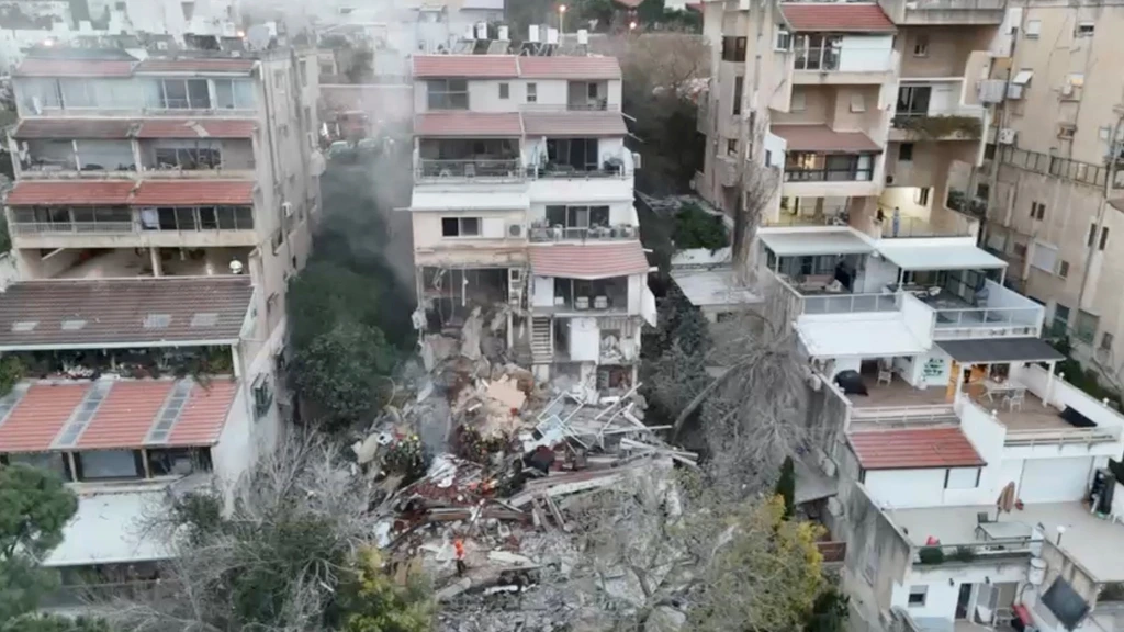 Trump dreigt Iran met aanvallen op infrastructuur • Vier doden in Beiroet