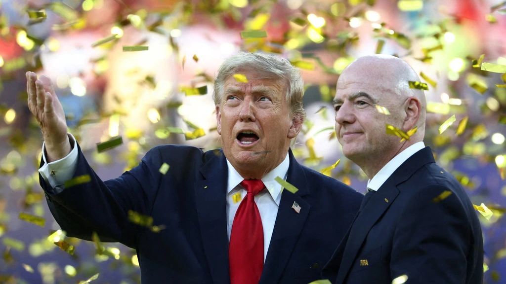 Democraten willen FIFA-baas Infantino ondervragen over banden met Trump
