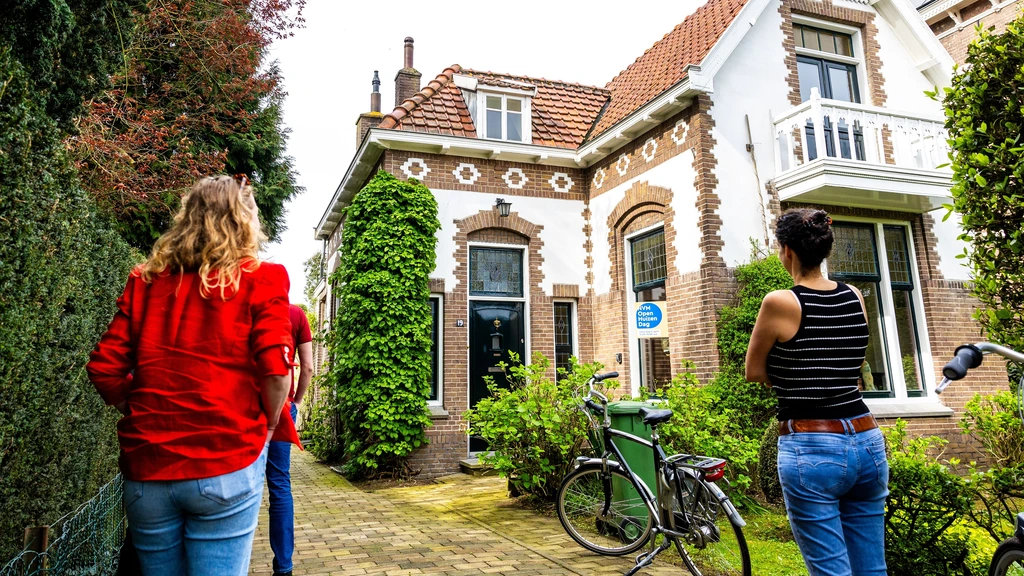 Foto: Zorgen bij huiseigenaren over hypotheeklasten: 'Echt een keerpunt'