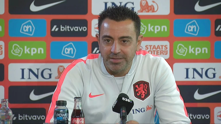 Xavi over Memphis: 'Hij nam het geweldig op, zeer volwassen'