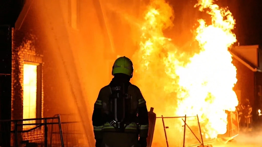 Gaslekkage met brand in Gelderse Asperen, tientallen woningen ontruimd