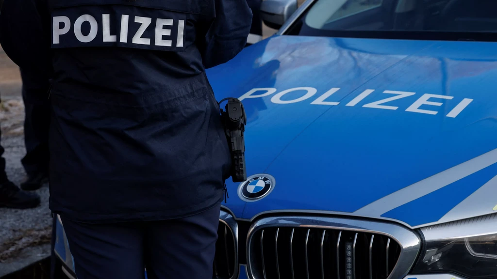 Man probeert brand te stichten bij synagoge in Wuppertal Man probeert brand te stichten bij synagoge in Wuppertal