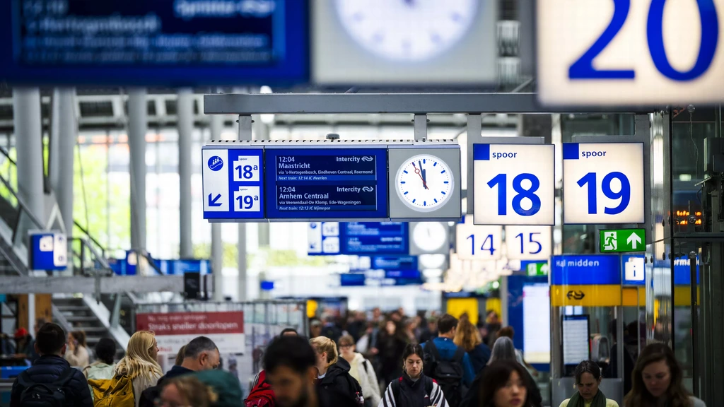 Nét buiten de spits reizen? NS biedt goedkopere treinkaartjes aan