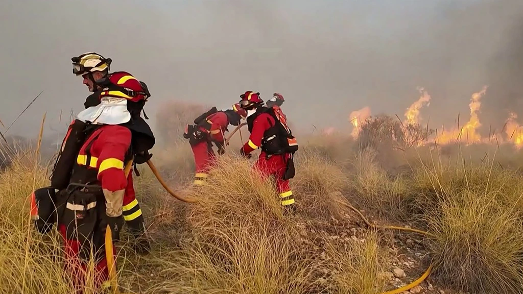 Zeker 12 doden, 23 vermisten bij natuurbrand Spanje, slachtoffers probeerden te vluchten