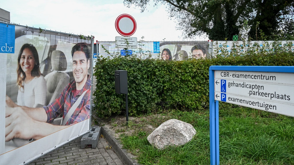 CBR wil rijexamenstalker uit Neede laten opsluiten