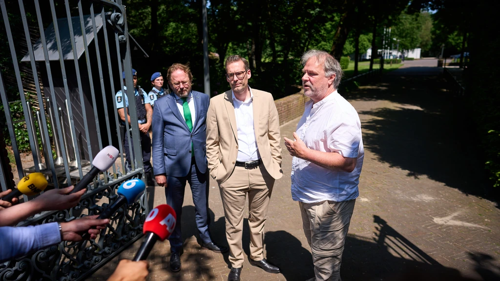 Foto: Staken en polderen tegelijk: hoe verder bezuinigen op de sociale zekerheid?