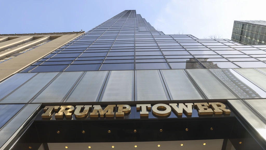 Trumps miljardenfonds voor wie claimt onterecht te zijn vervolgd wekt woede Trumps miljardenfonds voor wie claimt onterecht te zijn vervolgd wekt woede