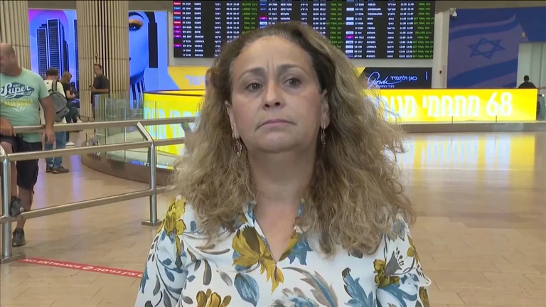 Moeder van passagier steekpartij vliegtuig: 'Ze dacht ze er geweest was'