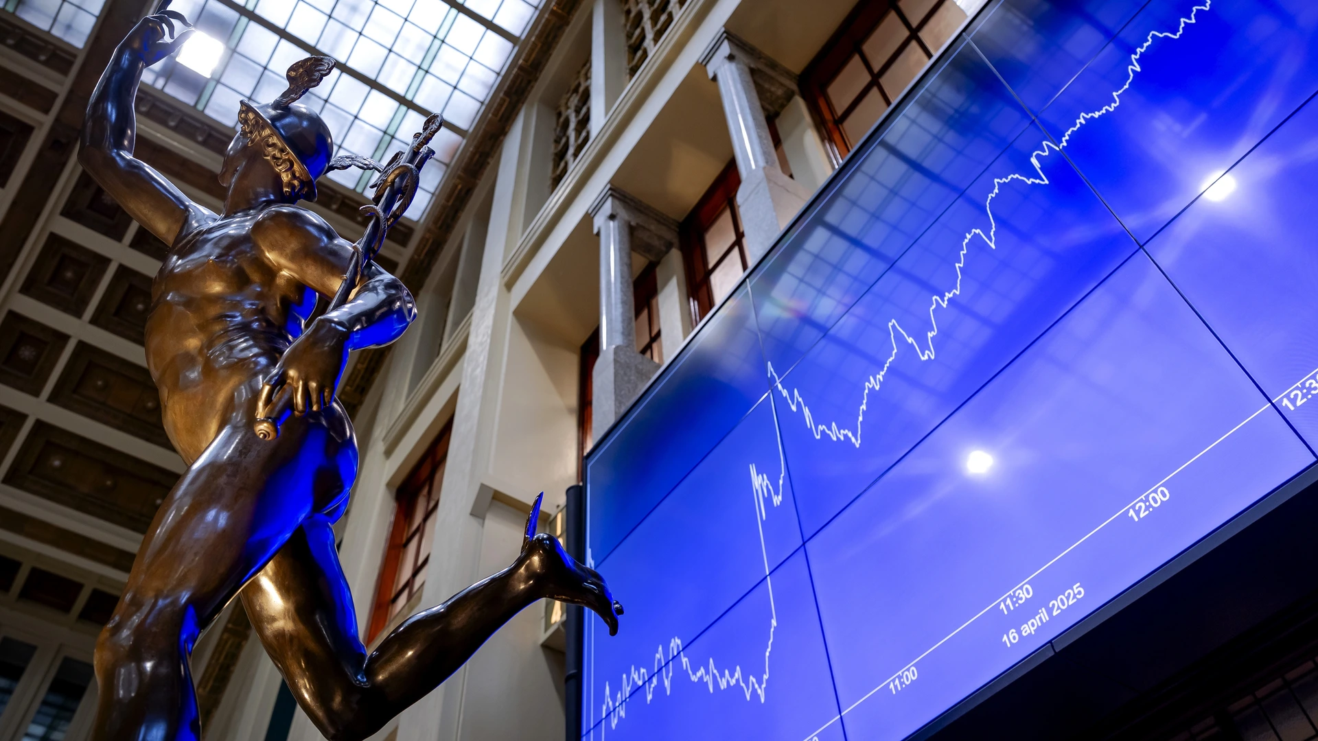Ook pensioenfondsen onder nieuwe stelsel krijgen klappen op de beurs