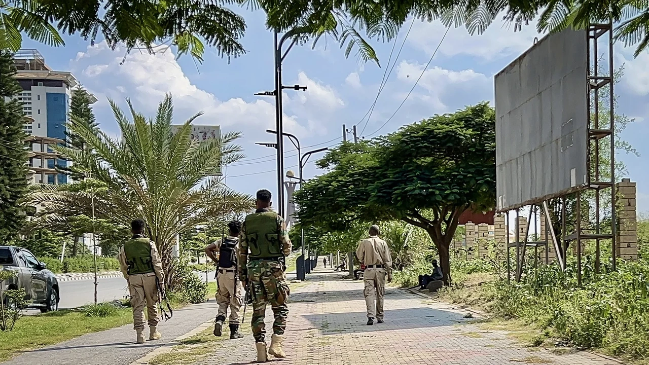 Gevechten in Ethiopische regio Tigray laaien op, rebellen nemen vliegveld in Gevechten in Ethiopische regio Tigray laaien op, rebellen nemen vliegveld in