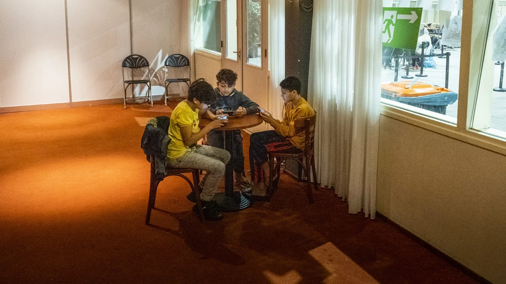 Foto: Onderzoeksraad: 7000 kinderen in asielnoodopvang structureel verwaarloosd