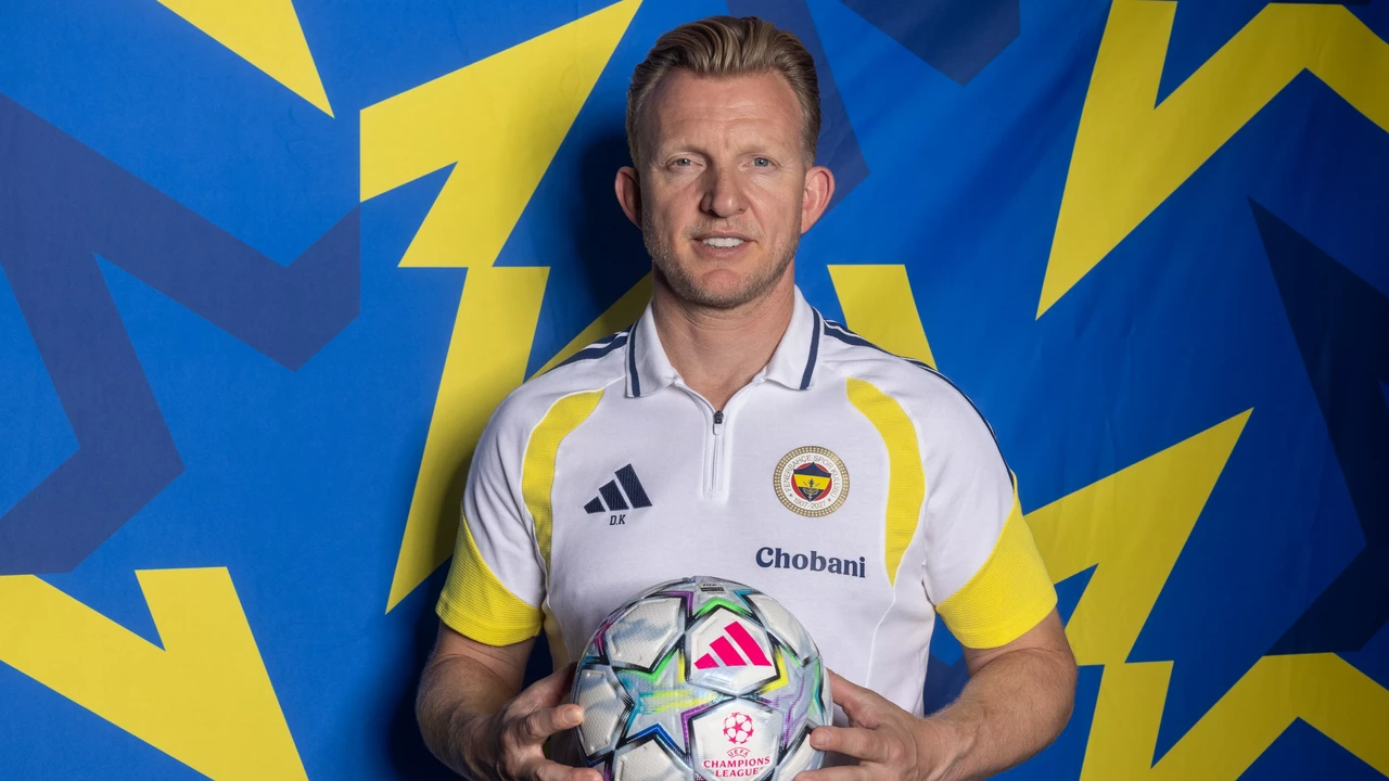 Dirk Kuyt Appointed Interim Manager of Struggling Fenerbahçe