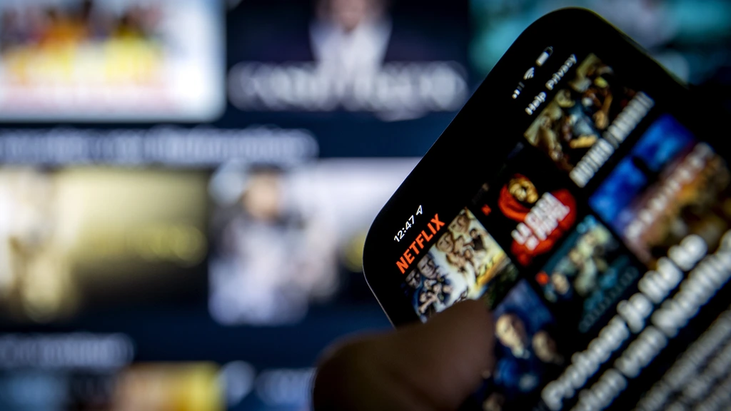 Netflix gaat vanaf volgend jaar ook in Nederland reclames uitzenden