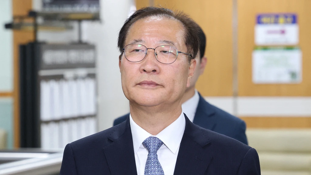 Foto: Zuid-Koreaanse oud-minister krijgt 25 jaar cel voor rol in noodtoestand
