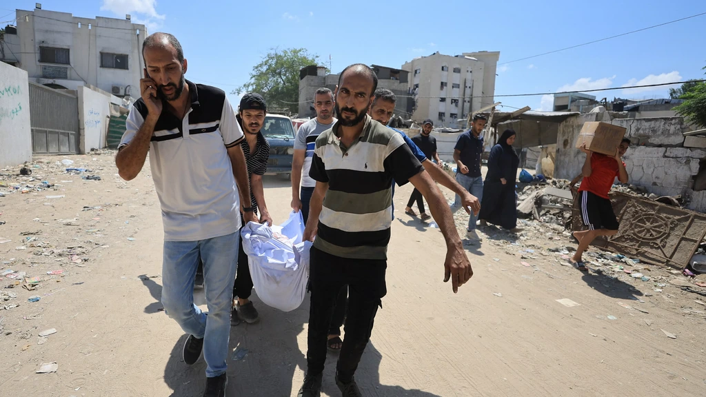 Voormalige bestuurders en diplomaten roepen op tot strengere maatregelen tegen Israël