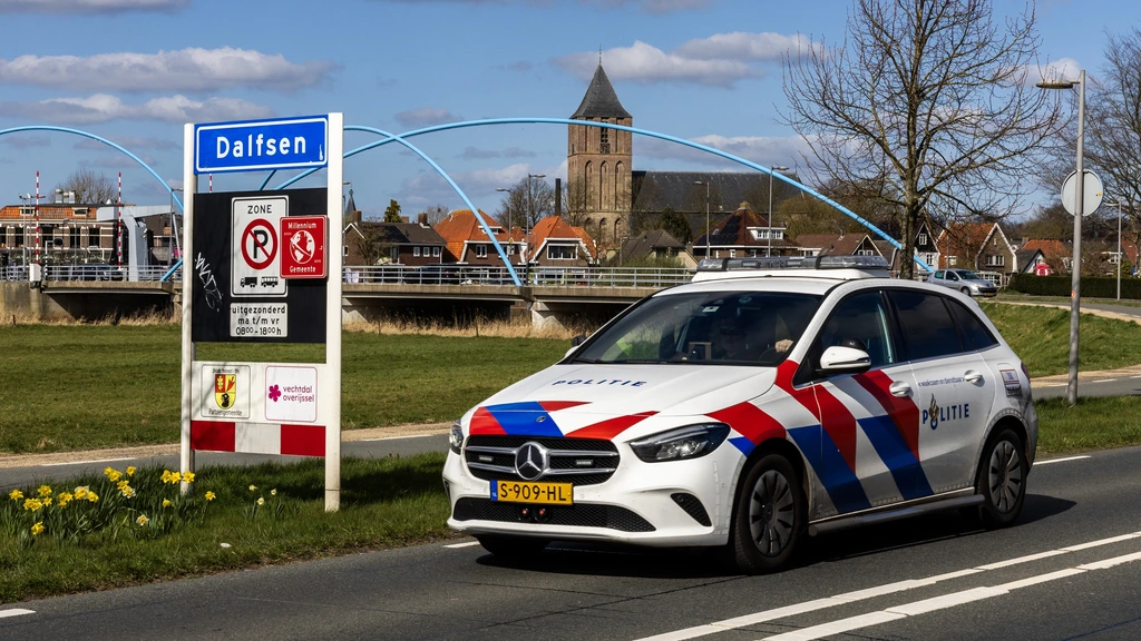 Foto: Celstraf en tbs geëist tegen ouders die hun eigen dochter (11) en zoon (6) ontvoerden