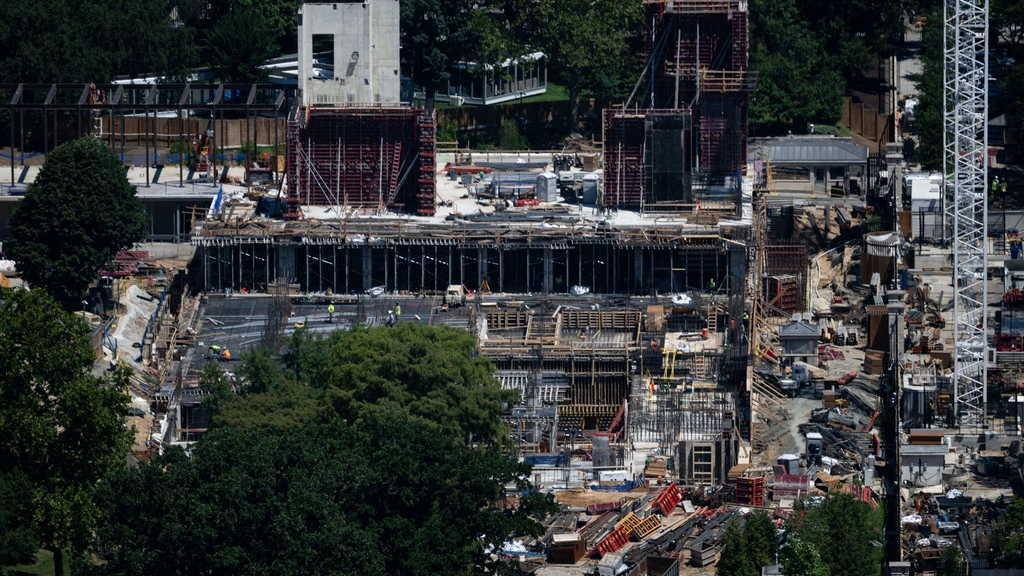 Foto: Rechter verbiedt weer bouw balzaal bij Witte Huis, Trump moet eerst langs Congres
