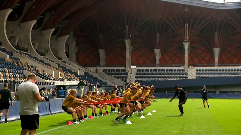 Dit is het 'Efteling-stadion' van Orbán waar Oranje vanavond speelt