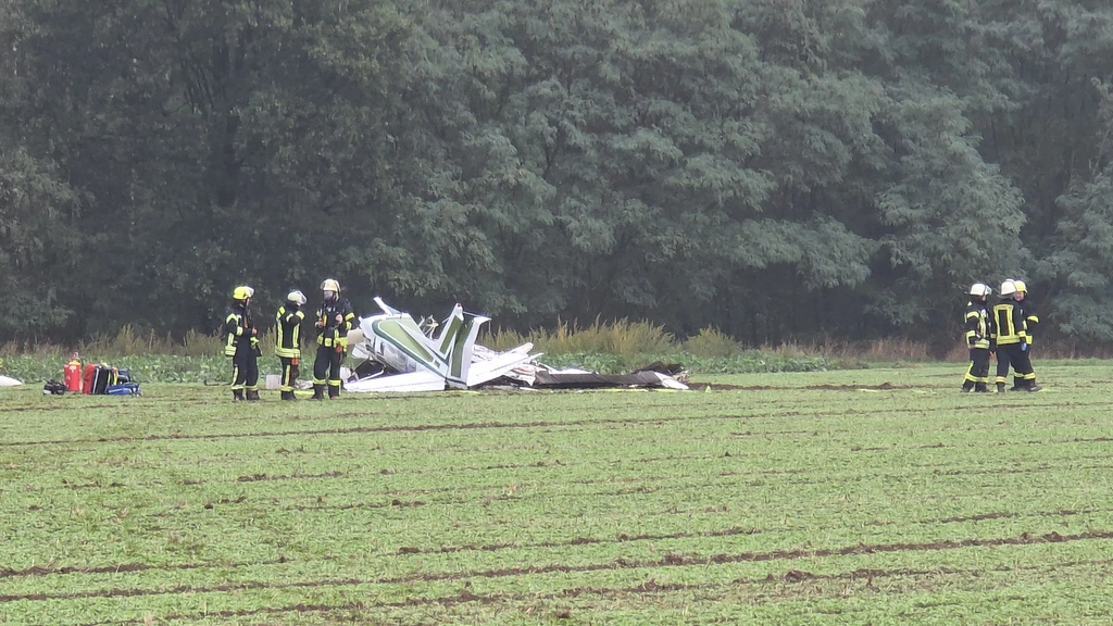 Foto: Vliegtuigje dat vertrok uit Hilversum neergestort in Duitsland, drie doden
