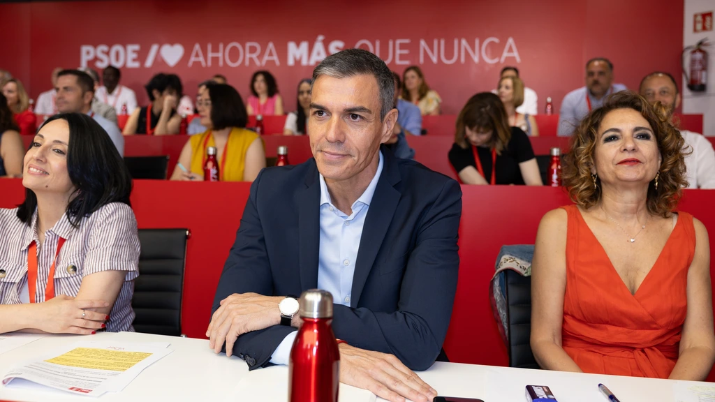 Corruptiezaken stapelen zich op, partijtop houdt vast aan Spaanse premier