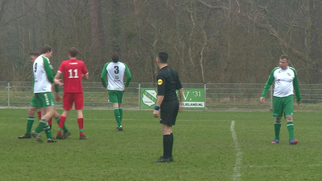 Vlieland stapt uit voetbalcompetitie omdat tegenstanders reis te ver vinden