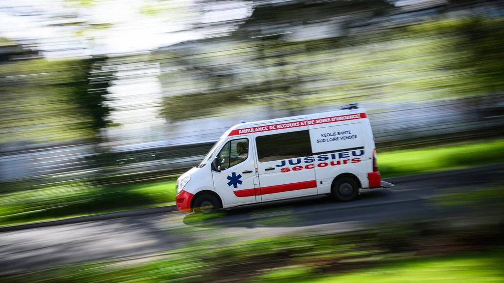 Tweelingzusjes (1) dood door uitdroging in Noord-Frankrijk, ouders aangehouden