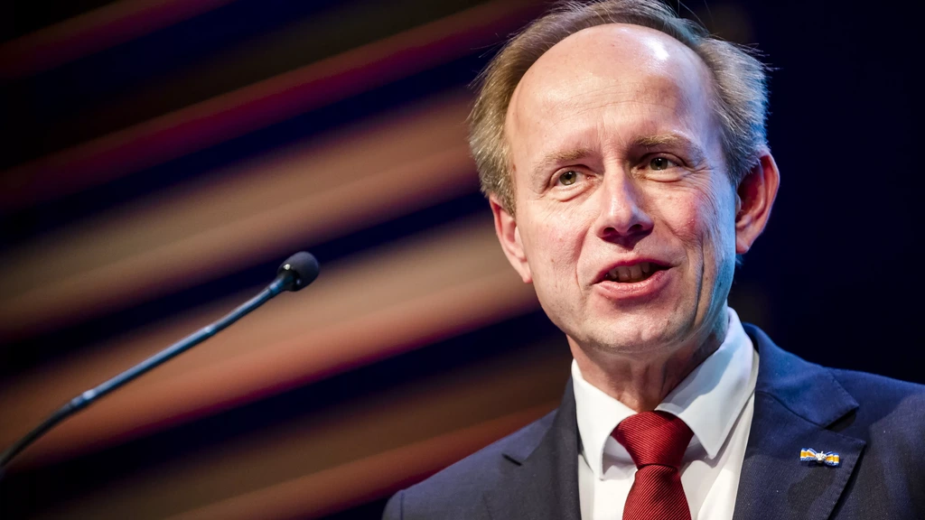 onrust geen reden om beleid te wijzigen • Kees van der Staaij volgende getuige onrust geen reden om beleid te wijzigen • Kees van der Staaij volgende getuige