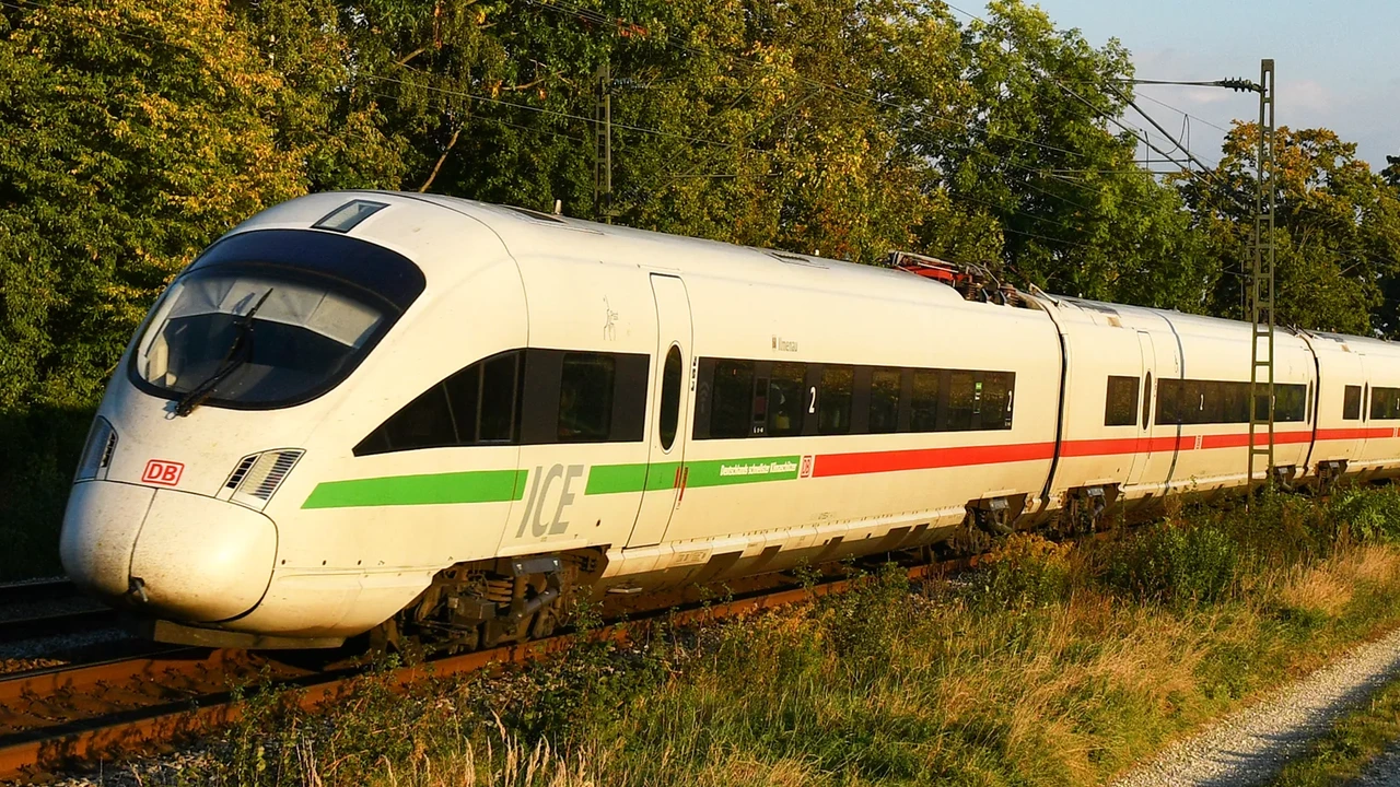 Spoorwerker komt om leven bij treinongeluk in Essen, collega zwaargewond