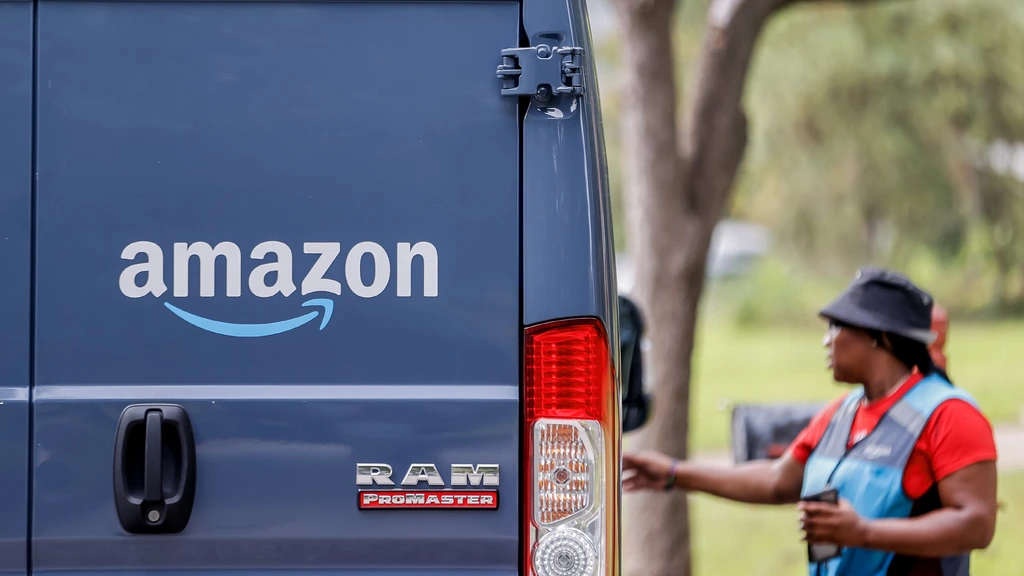 Foto: Techgigant Amazon meer dan 3 biljoen dollar waard, als vijfde bedrijf ooit