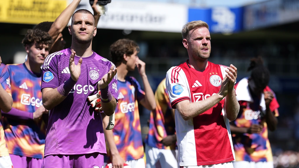 Vooral opluchting bij Ajax na Europese plaatsing, Weghorst gaat uit van vertrek