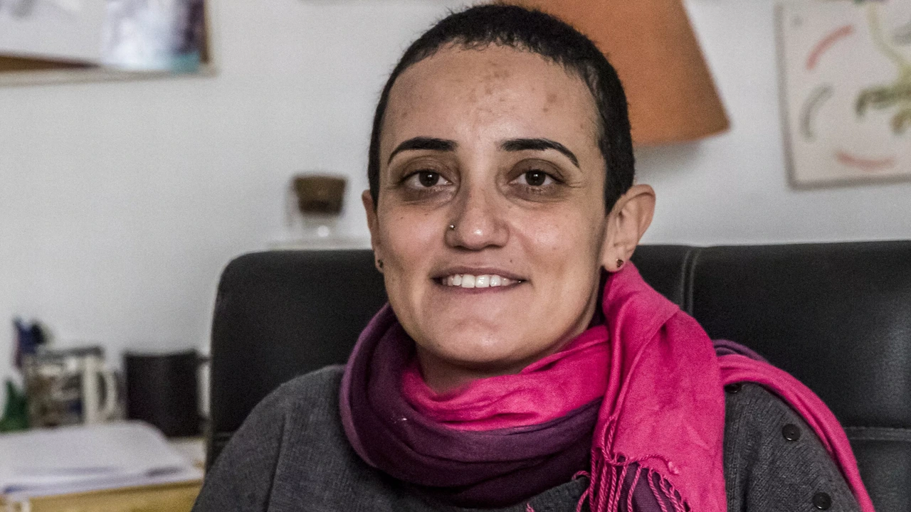 Rechter verbiedt kritische Egyptische nieuwssite, hoofdredacteur beboet en aangehouden Rechter verbiedt kritische Egyptische nieuwssite, hoofdredacteur beboet en aangehouden