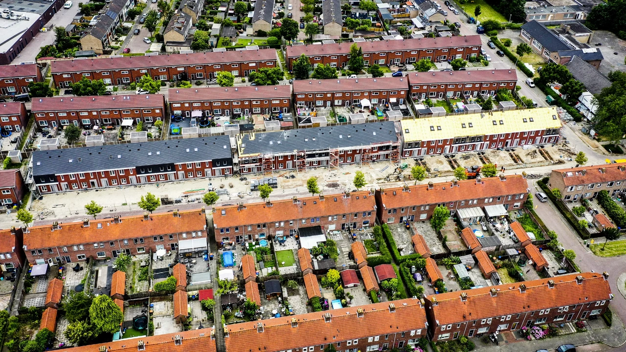Kabinet wil scheefwonen aanpakken met verplichte huurverhoging Kabinet wil scheefwonen aanpakken met verplichte huurverhoging