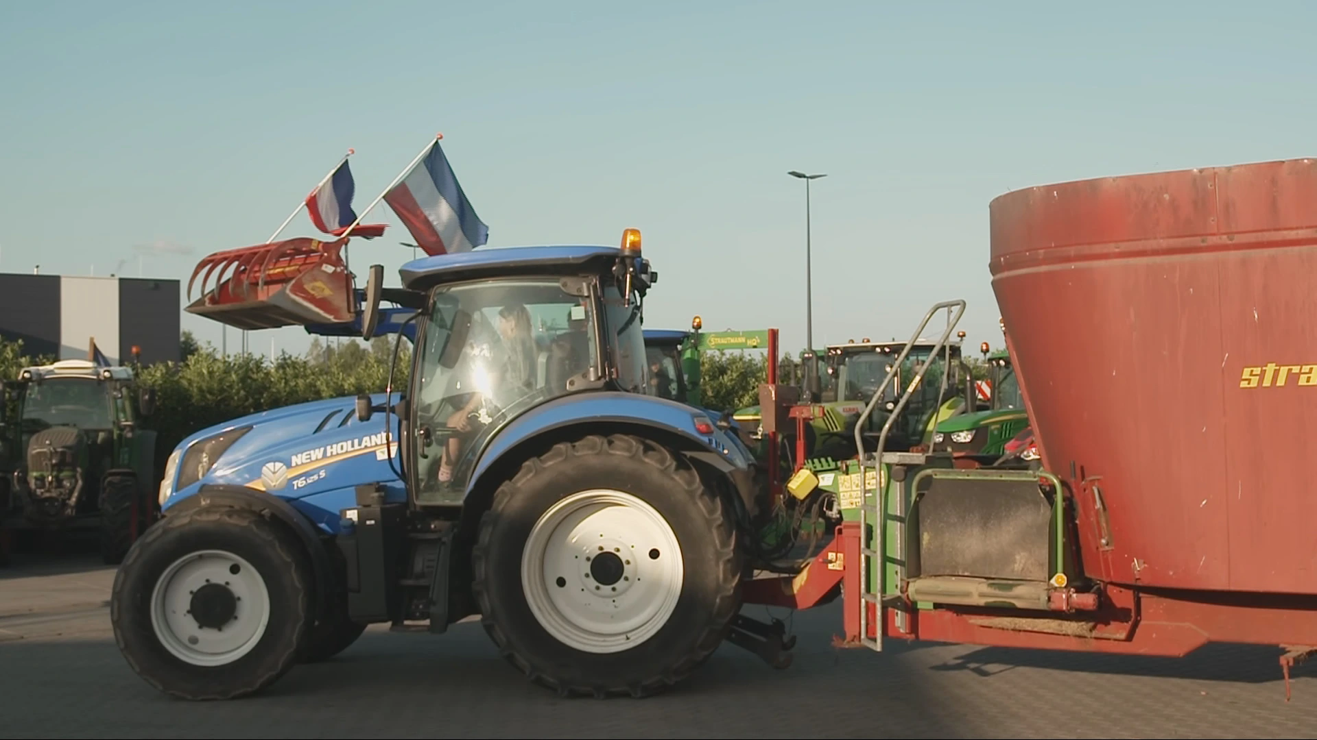 Ongeruste boeren bijeen over stikstofplannen: 'We zijn bereid tot actie'