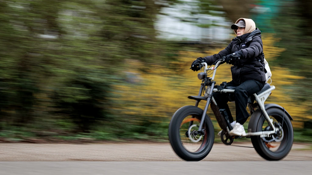 Nieuwe campagne tegen fatbike-wangedrag: ouders mo