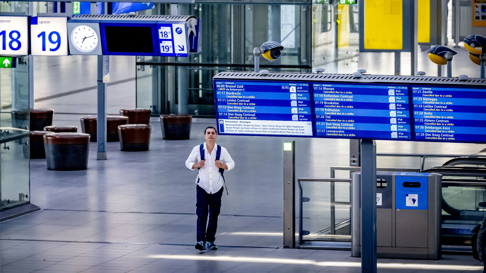 Ov komt weer op gang na landelijke staking, weinig extra drukte op de weg