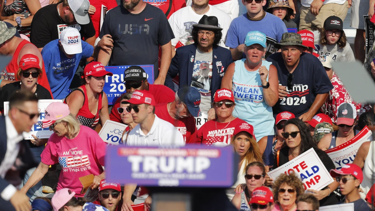 Man overleden die werd geraakt bij aanslag op Trump in 2024 Man overleden die werd geraakt bij aanslag op Trump in 2024