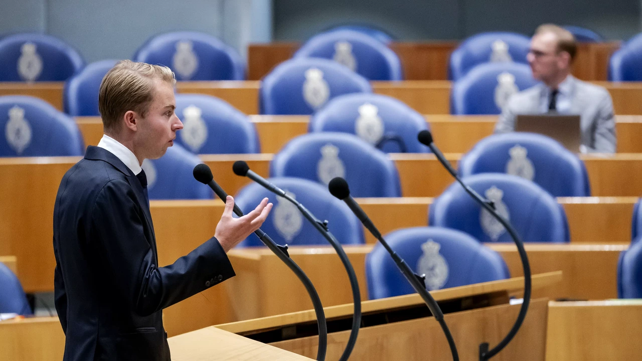 ACM kan straks ook ingrijpen bij kleinere fusies en overnames ACM kan straks ook ingrijpen bij kleinere fusies en overnames