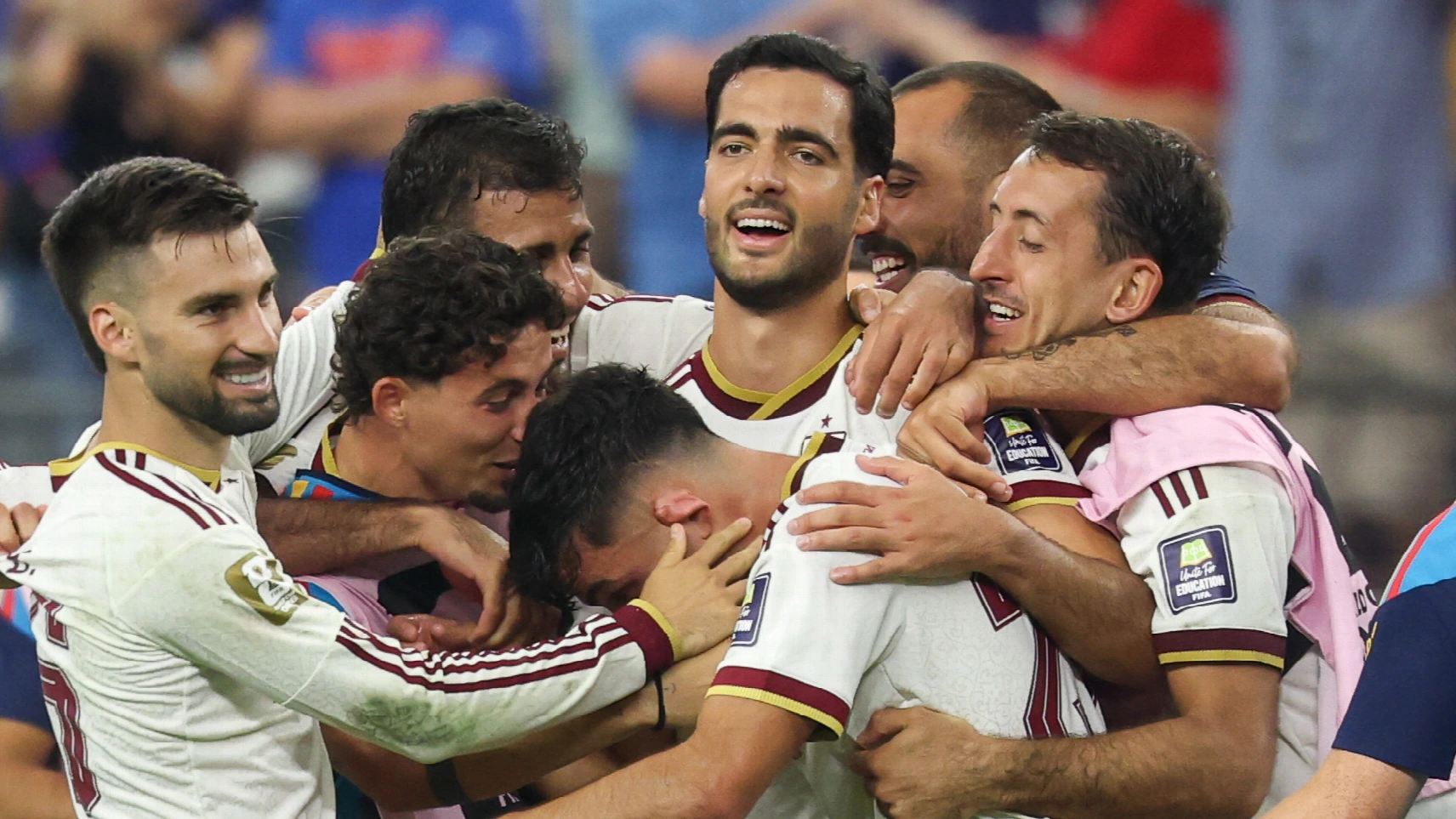 De la Fuente vindt Spanje 'beste team ter wereld', Deschamps stelt scheids ter discussie